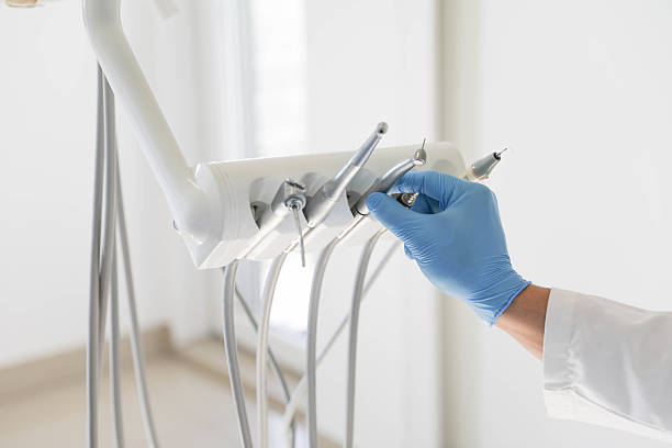 24/7 Emergency Teeth Whitening experts in North Royalton, OH